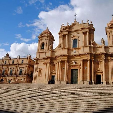 Casa Vico Lepre Villa Noto Exteriör bild