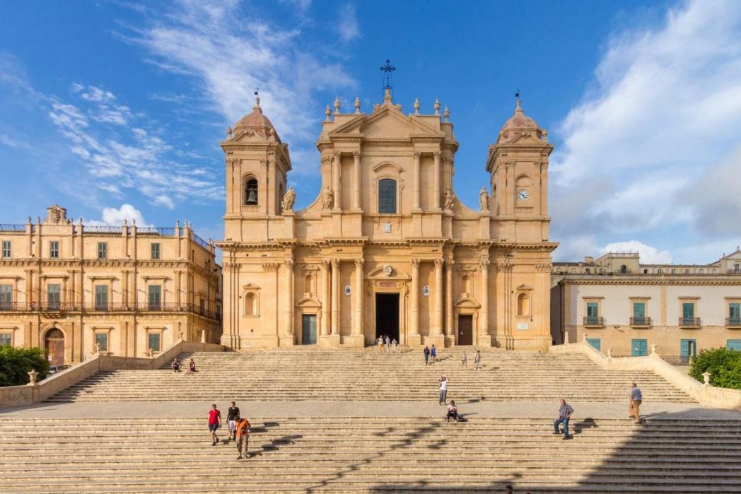 Casa Vico Lepre Villa Noto Exteriör bild